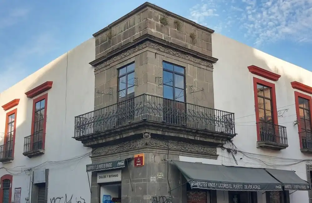 Balcones